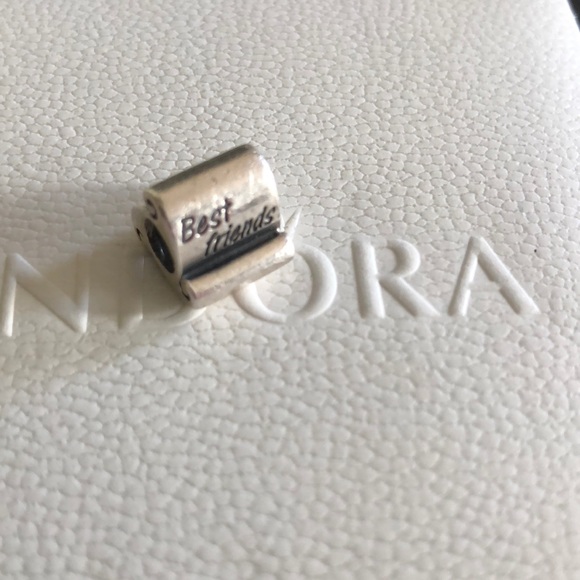 Pandora best friend charm - Picture 1 of 3